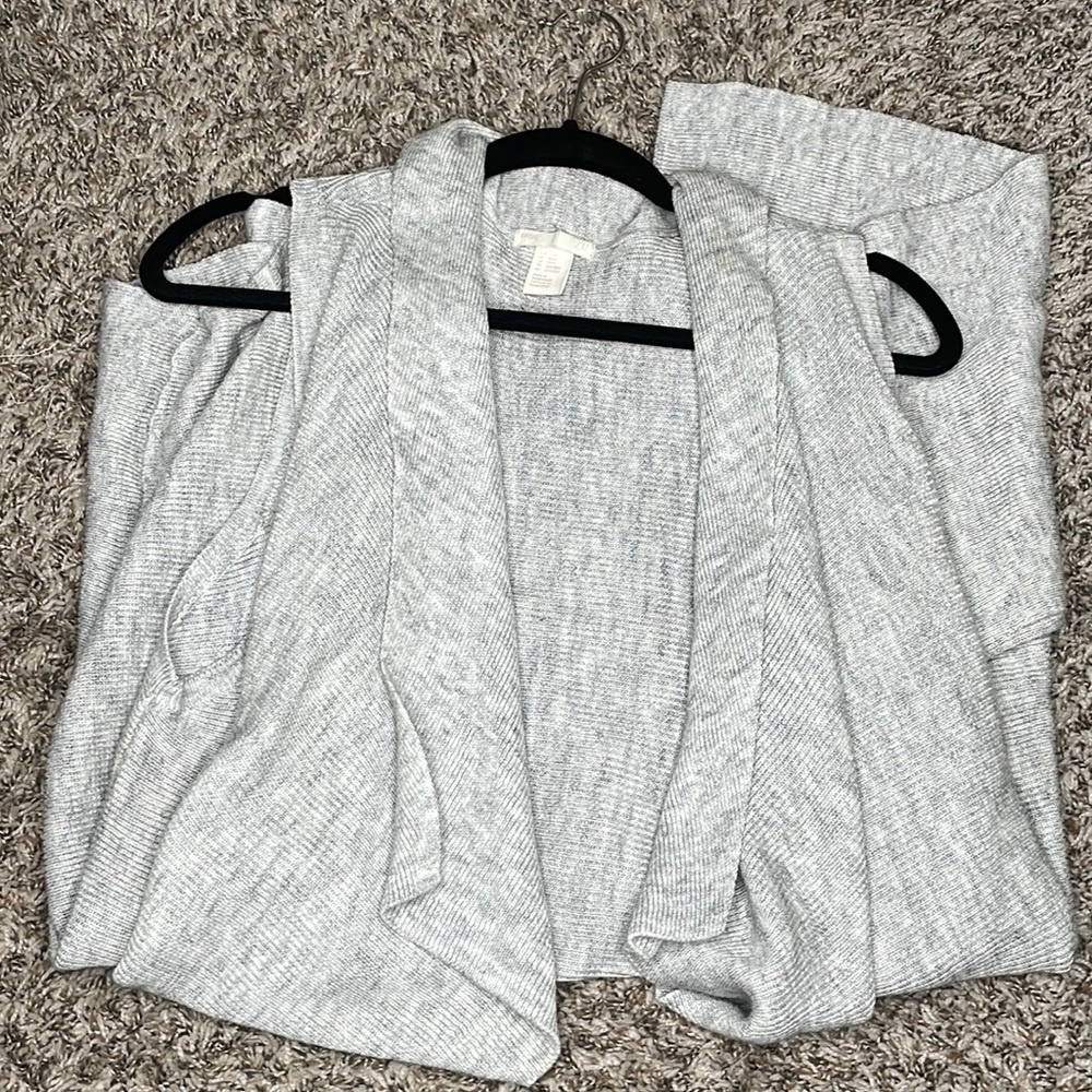 Gray knit long vest XS